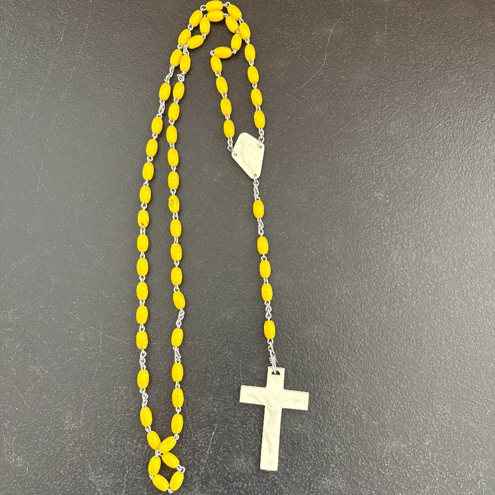 VTG Plastic Rosary with Crucifix, Yellow Oval Beads Metal Chain - Prayer Beads